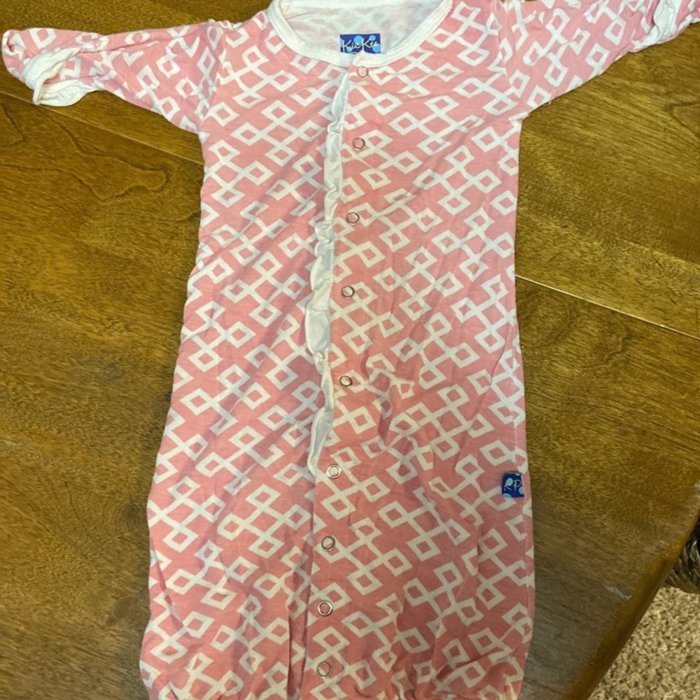 KicKee nightgown